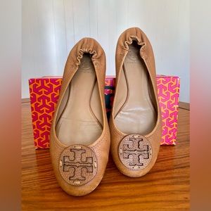 Tory Burch Reva Tumbled Leather w/ Tonal Logo Sz 9.5
